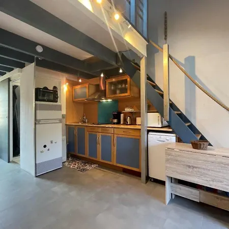 2 Pieces Mezzanine, 6 Couchages, Piscine, 900m De La Plage, Saint-cyprien - Fr-1-225d-126